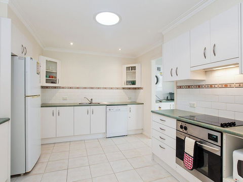 Happy Tails' , 55 Pantowora Street - Pet Friendly, Air Conditioned - Accommodation Melbourne 0