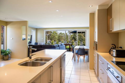 HARBOUR LIGHTS - Ulladulla - Accommodation Melbourne 3