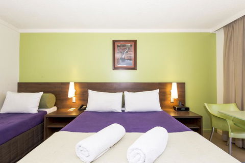 Hedland Hotel - Accommodation Melbourne 2