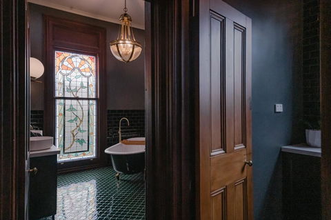 Hero Collection - Kennedy - Accommodation Melbourne 1