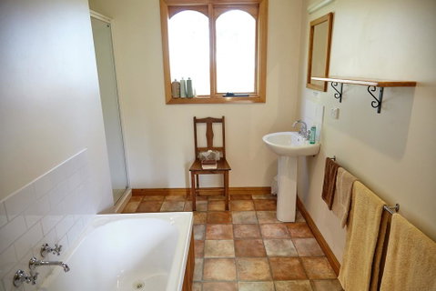 Herons Rise Vineyard Accommodation - Accommodation Melbourne 1