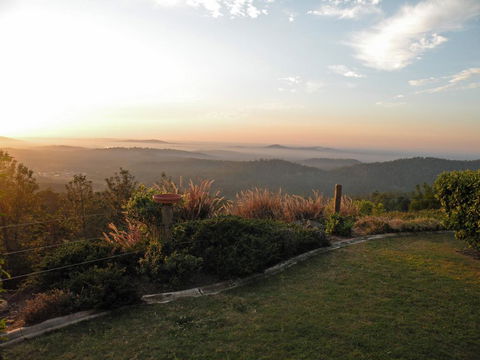 Highwood Park B&B Guest Lodge - Accommodation Melbourne 1