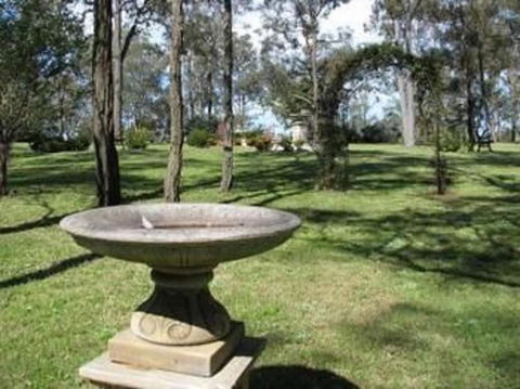 Hill Top Country Guest House - Accommodation Melbourne 1