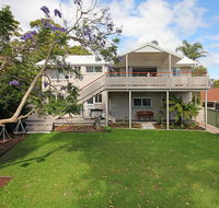 HILLTOP HAVEN in MOLLYMOOK - Accommodation Melbourne