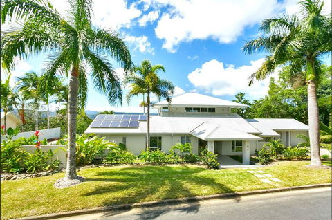 Hilltop Rainforest Retreat - Accommodation Melbourne 2