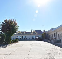 Hillview Motel - Accommodation Melbourne