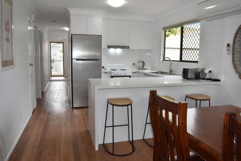 Holiday House - Accommodation Melbourne 2