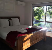 Holly House BnB - Melbourne 4u