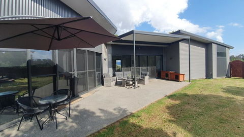 Hoof & Hound Country Escape - Accommodation Melbourne 0