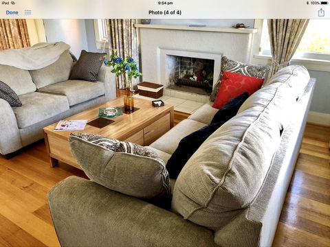 Hospitality On The Hill - Accommodation Melbourne 0