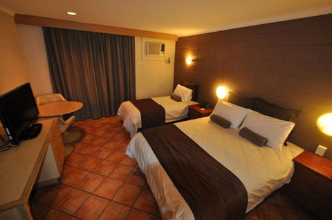 Hospitality Port Hedland - Accommodation Melbourne 1
