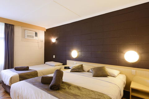 Hospitality Port Hedland - Accommodation Melbourne 3