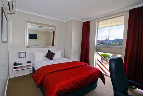 Isa Hotel - Melbourne 4u 1