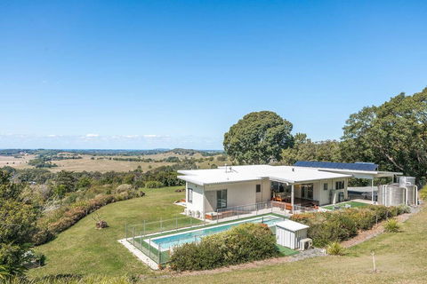 Jali Burugar - Accommodation Melbourne 0
