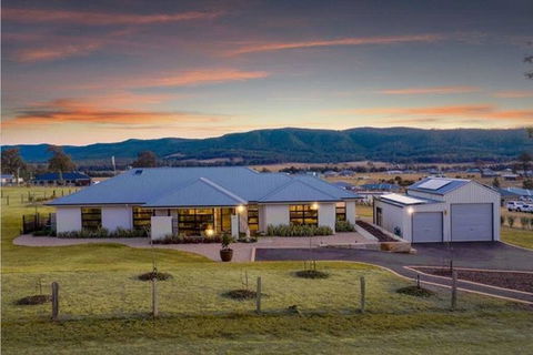 Jasmine Lodge - Accommodation Melbourne 0