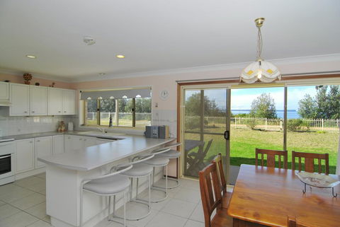 Jervis Bay Beachfront - Accommodation Melbourne 0