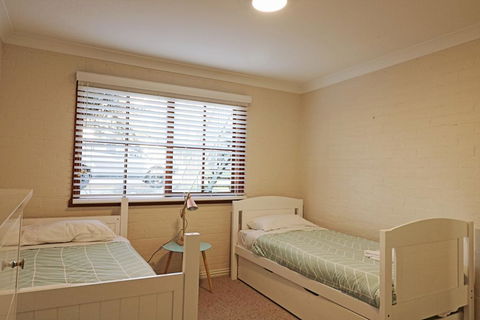 Jodi's Beach Retreat Eden - Melbourne 4u 2