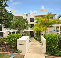 Jomar U1 21 McIlwraith Street Moffat Beach - Accommodation Melbourne