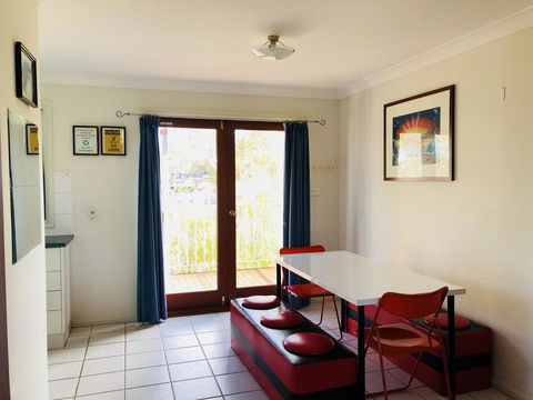 Josefinas - Accommodation Melbourne 2
