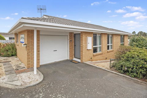 Josie Villa - Beautiful West Burnie: Long Or Short Term - Accommodation Melbourne 1