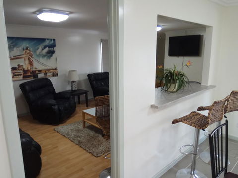 Joy On Joyce - Accommodation Melbourne 2