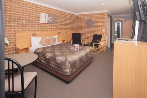 Jumbuck Motor Inn - Accommodation Melbourne 1