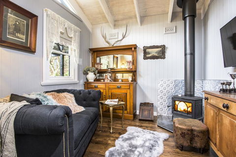 Juniper & Rye Cottage For Two - Accommodation Melbourne 0