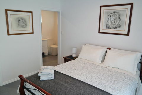 Just Triggin - Accommodation Melbourne 2