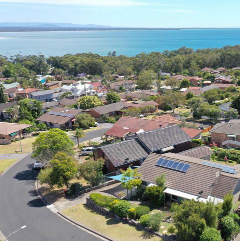 JUST-4-YOU! Amazing Sea Views, WIFI, Fullly Air-conditioned, King Bed - Accommodation Melbourne 3
