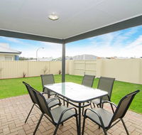 Kangaroo Retreat - Accommodation Melbourne