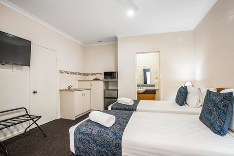 Karratha Central Apartments - Accommodation Melbourne 3