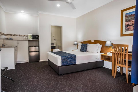 Karratha Central Apartments - Accommodation Melbourne 1