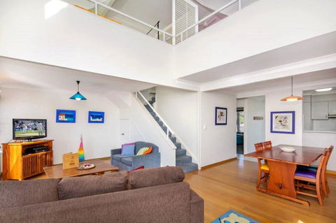 Kendall Beach Apartments 5 - Belongil Beach - Accommodation Melbourne 1