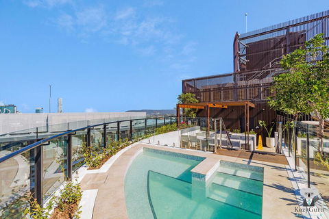 KOZYGURU FORTITUDE VALLEY HOLIDAY STYLE 2 BED APT FREE PARKING QFV211-1601 - Accommodation Melbourne 2