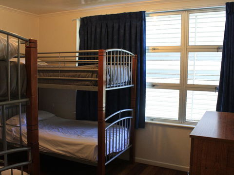 Lake Monduran Holiday Park - Melbourne 4u 2