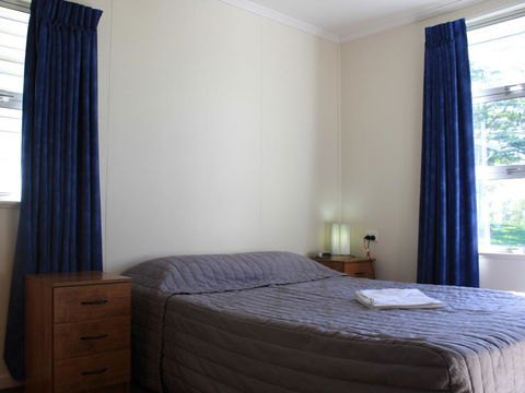 Lake Monduran Holiday Park - Melbourne 4u 1