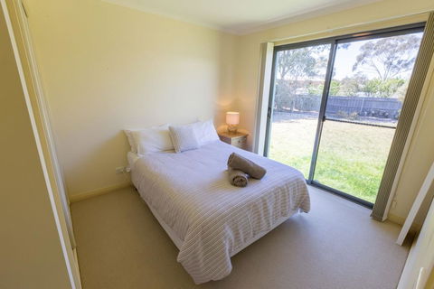 Lakeview - Waterviews On Newlands Arm - Accommodation Melbourne 1