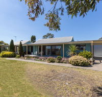 Lakeview - Waterviews on Newlands Arm - Accommodation Melbourne