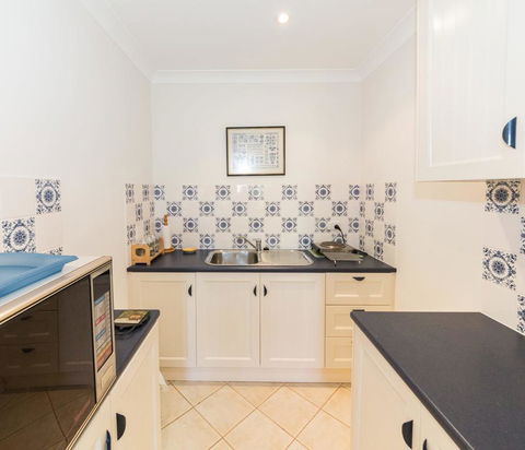 Lavender Hills - 12 Bennett Street - Accommodation Melbourne 3