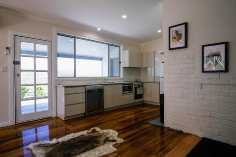 Leichhardt Cottages - Accommodation Melbourne 2