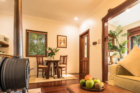 Lillypilly's Cottages & Day Spa - Accommodation Melbourne 3
