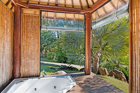 Limpinwood Lodge - Accommodation Melbourne 0