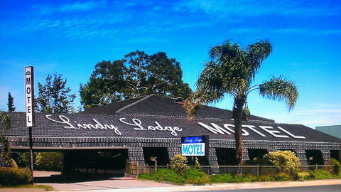 Lindy Lodge Motel - Accommodation Melbourne 0