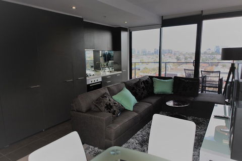 Luxurious With Great Views - Accommodation Melbourne 2
