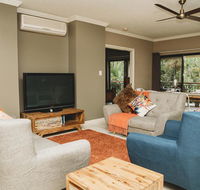 Luxury 3 BDR apartment near beautiful Esplanade - Accommodation Melbourne