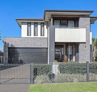 Luxury Brand New Home - Accommodation Melbourne