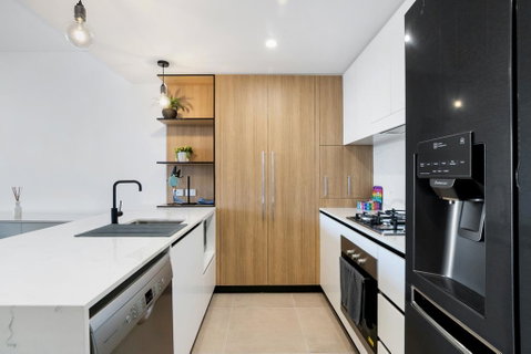 Luxury Living With Panoramic Views - Accommodation Melbourne 1
