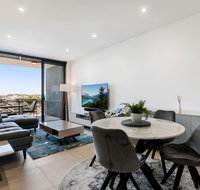 Luxury Living with Panoramic Views - Accommodation Melbourne