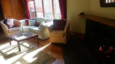 Lynton Lane - Accommodation Melbourne 0