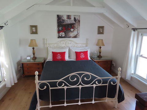 Maison De May Boutique Bed & Breakfast - Accommodation Melbourne 0
